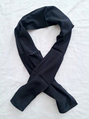 New Vintage 1970's Vera Neumann Veresa Black Oblong Twilly Scarf